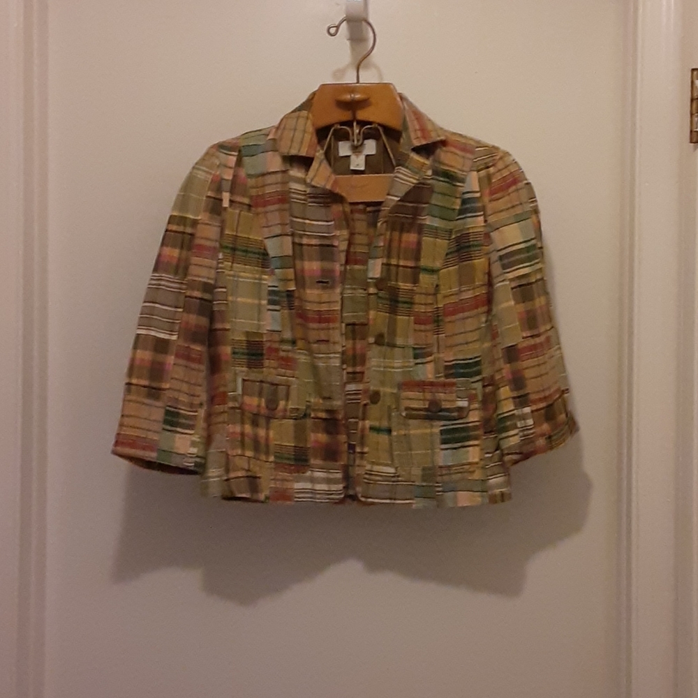 Adorable Machine Washable never worn casual suite